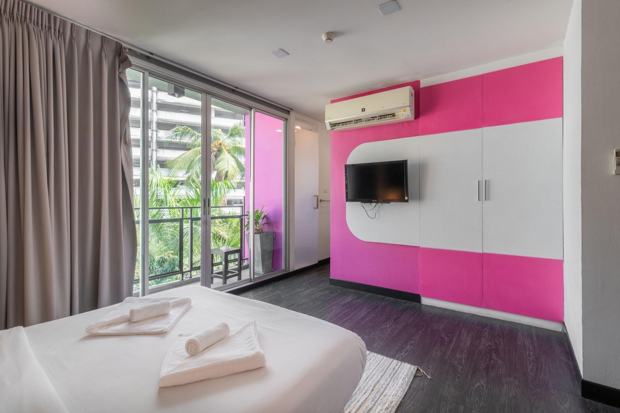 Cheqinn Hostel - Sukhumvit 4 Nana Plaza Bangkok Exteriör bild